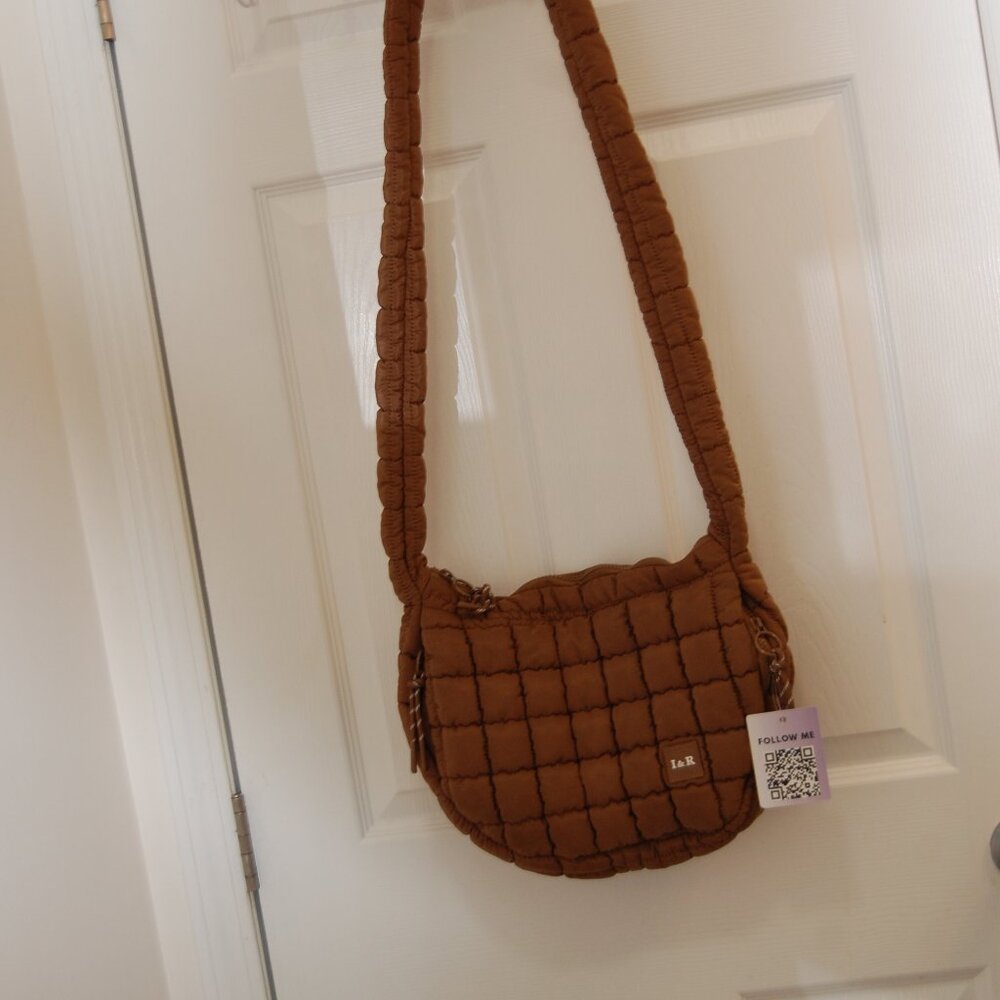 IRIS and Rainbow Brown Puffy Quilted Shoulder Bag NWT - Picture 4 of 11